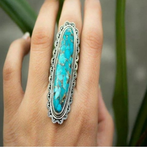 Turquoise & Silver Ring - Picture 1 of 4